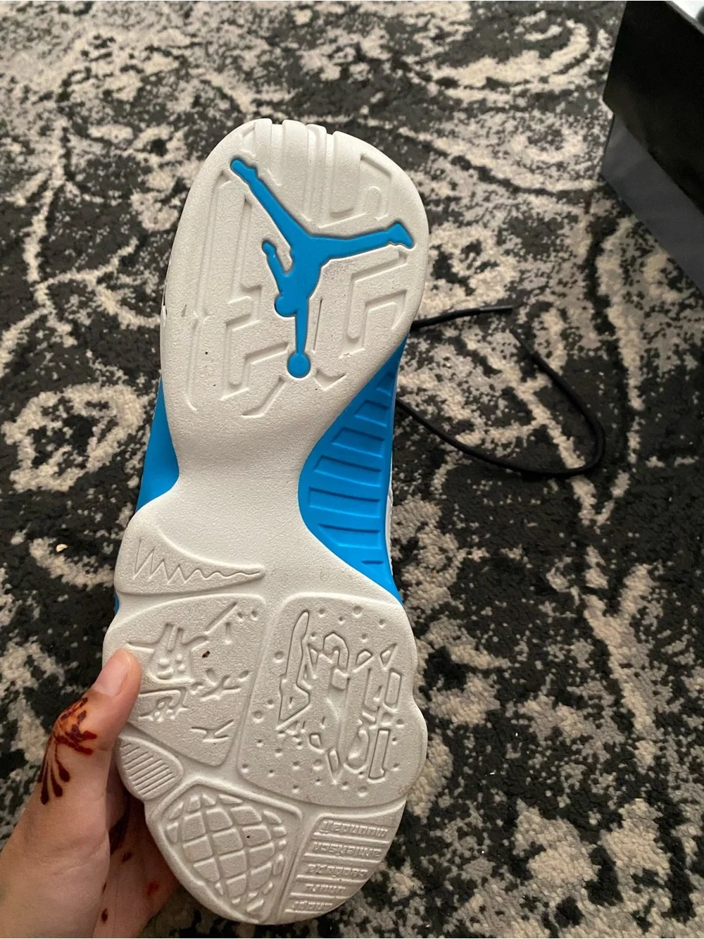 Jordan Mens White & Blue Shoes- 10.5M